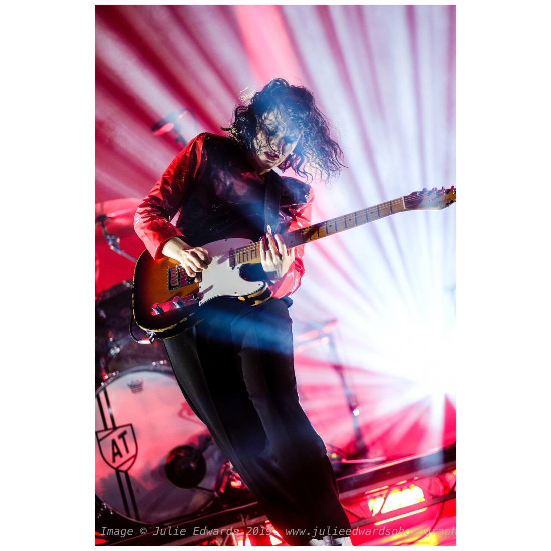 Anna Calvi performs on the Open Air Stage. X-T2 +XF56@F1.2